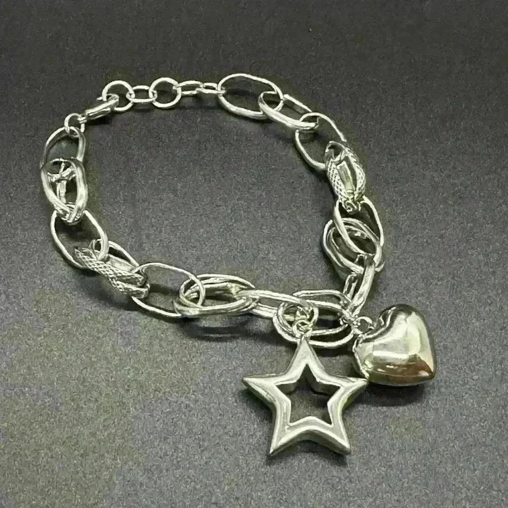 Aesthetic Charm Bracelet 🖤